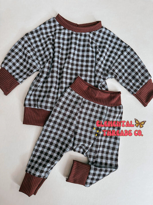 0/3m Chocolate Gingham Slouchy Sweater + PJ Pant Set